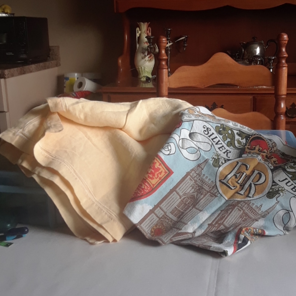 Tablecloths & Tea Towel..Vintage